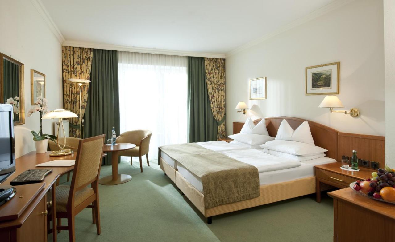 Hotel Warmbaderhof Villach Room photo